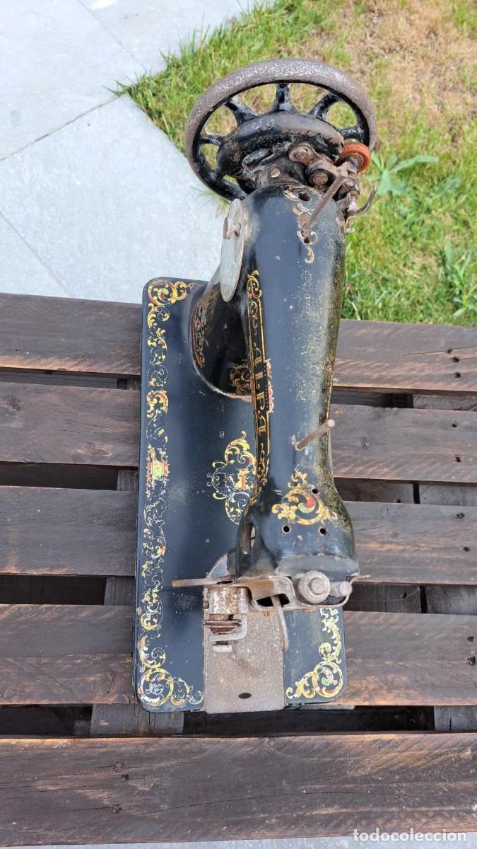 Antig&uuml;edades: Maquina de Coser ALFA Para RESTAURAR - Foto 3