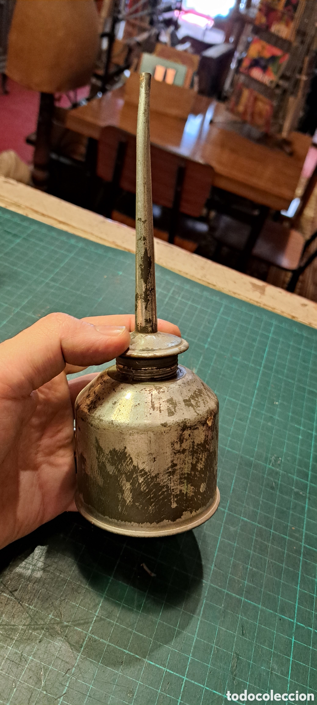 Antig&uuml;edades: Aceitera antigua taller - Foto 5