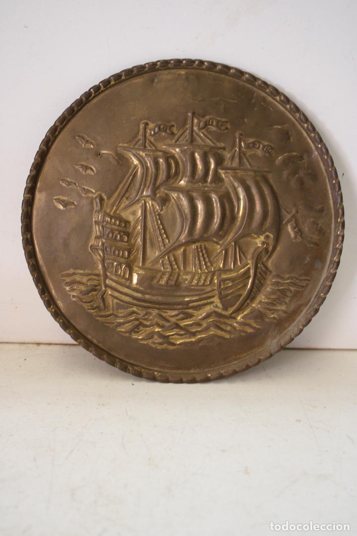 Antig&uuml;edades: chapa barco de lat&oacute;n - c104 - Foto 4
