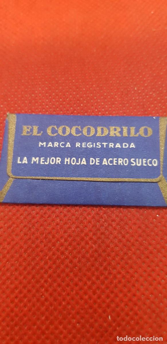 Antig&uuml;edades: Hoja de afeitar el cocodrilo dorado claro - Foto 2
