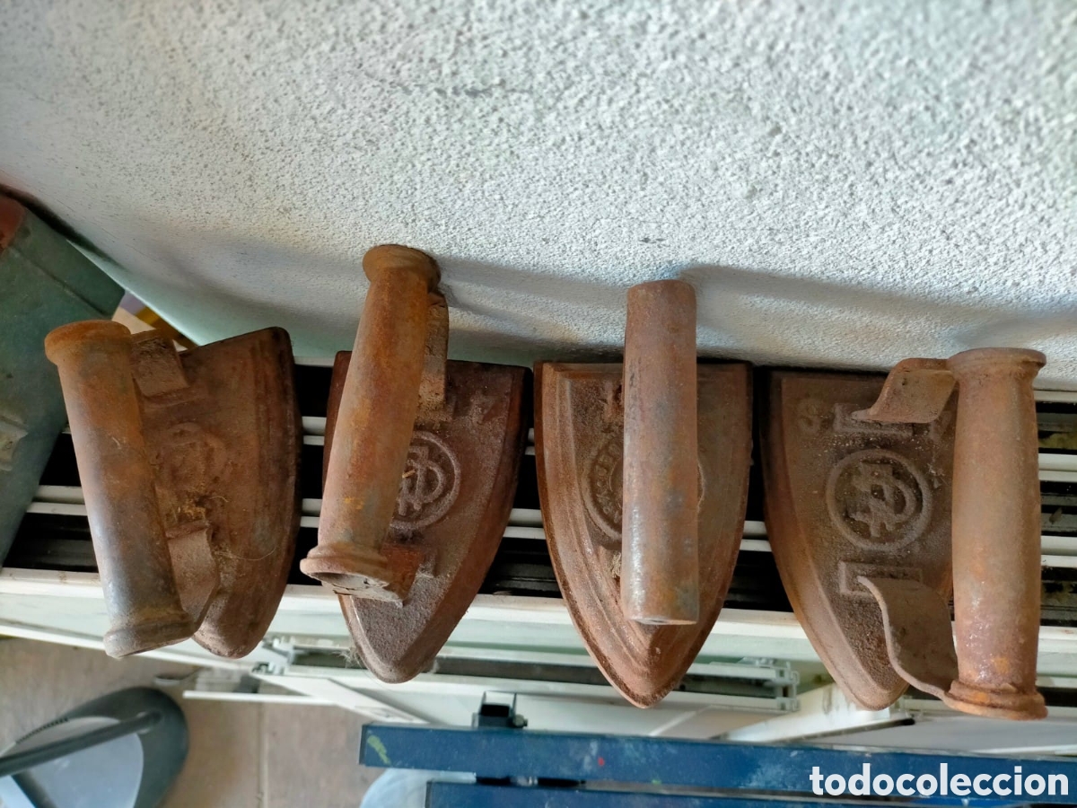 Antig&uuml;edades: LOTE 5 PLANCHAS DE HIERRO JJ - Foto 5