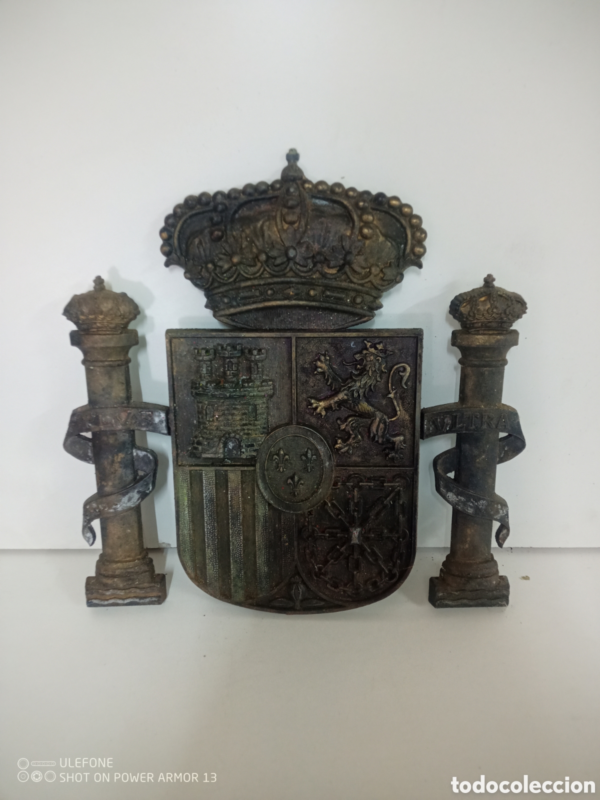 Antig&uuml;edades: Escudo Espa&ntilde;a bronce - Foto 1