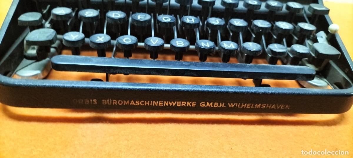 Antig&uuml;edades: maquina de escribir Olympia - Foto 3