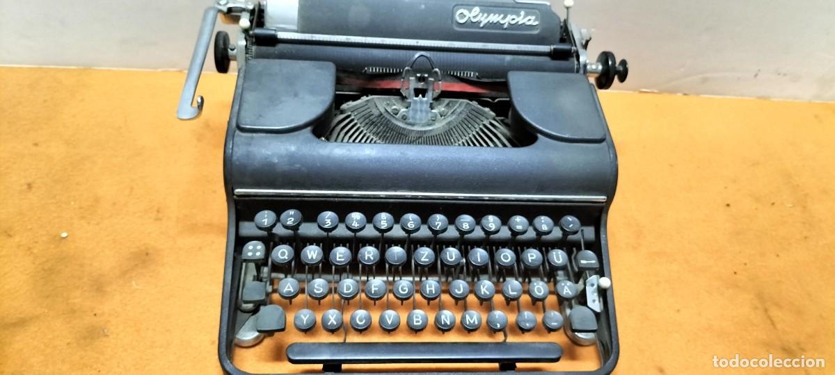 Antig&uuml;edades: maquina de escribir Olympia - Foto 6