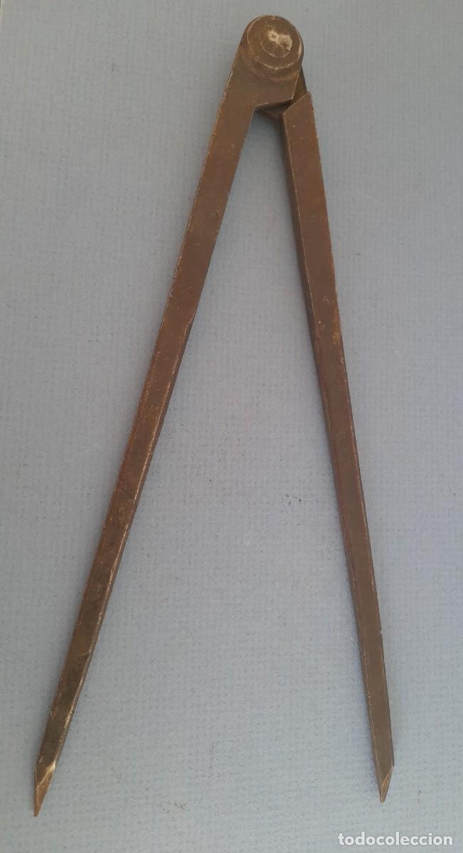 Antig&uuml;edades: compas macizo de acero, 25cm aprox, sin fabricante - Foto 4