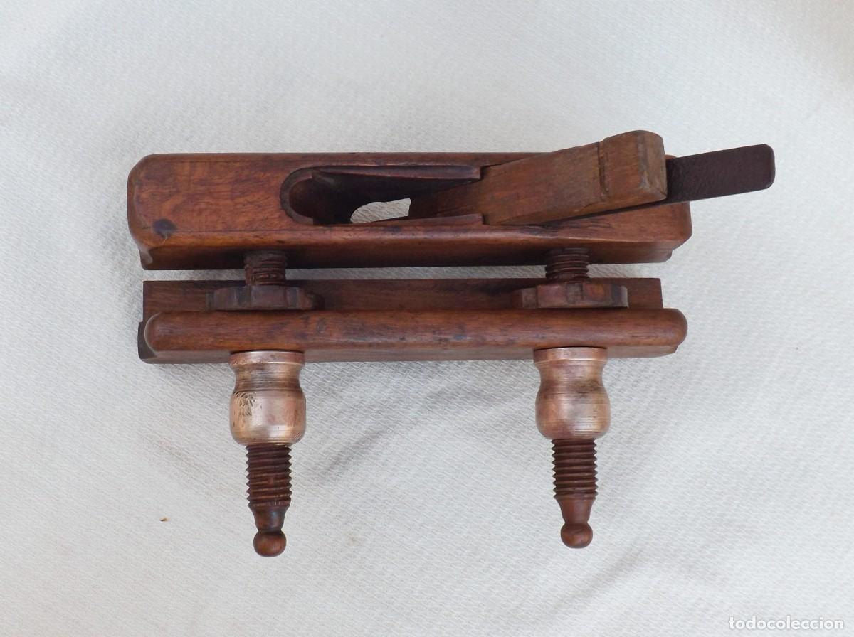 Antig&uuml;edades: ANTIGUO CEPILLO ACANALADOR DE CARPINTERO - Foto 4