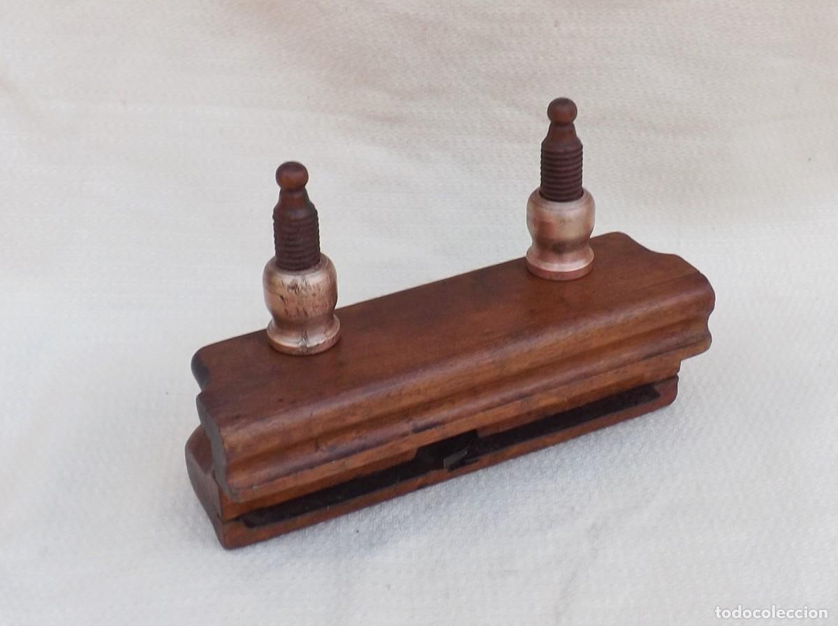 Antig&uuml;edades: ANTIGUO CEPILLO ACANALADOR DE CARPINTERO - Foto 8