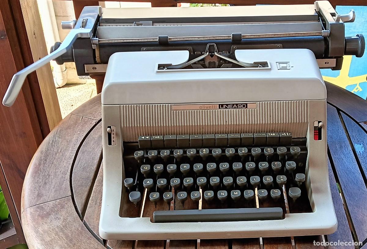Antig&uuml;edades: M&Aacute;QUINA DE ESCRIBIR OLIVETTI L&Iacute;NEA 90 - Foto 1