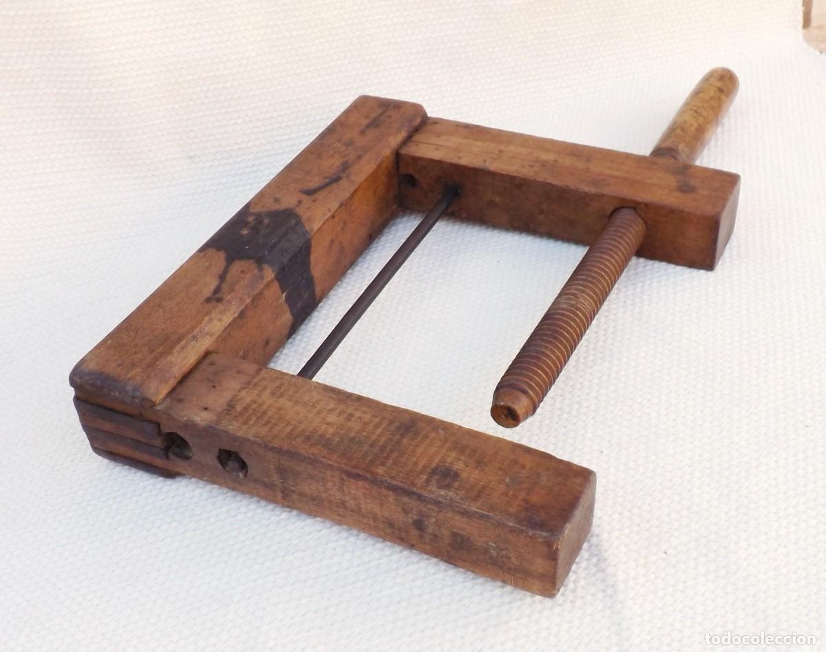 Antig&uuml;edades: ANTIGUO SARGENTO, GATO DE MADERA DE CARPINTERO - Foto 4