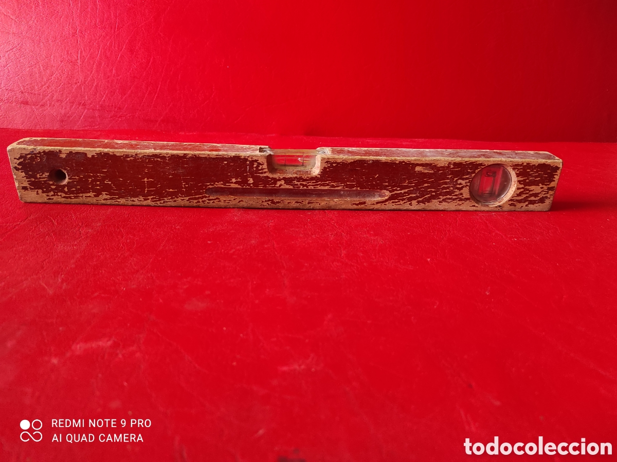 Antig&uuml;edades: Antiguo nivel de madera de la marca ACESA - Foto 2