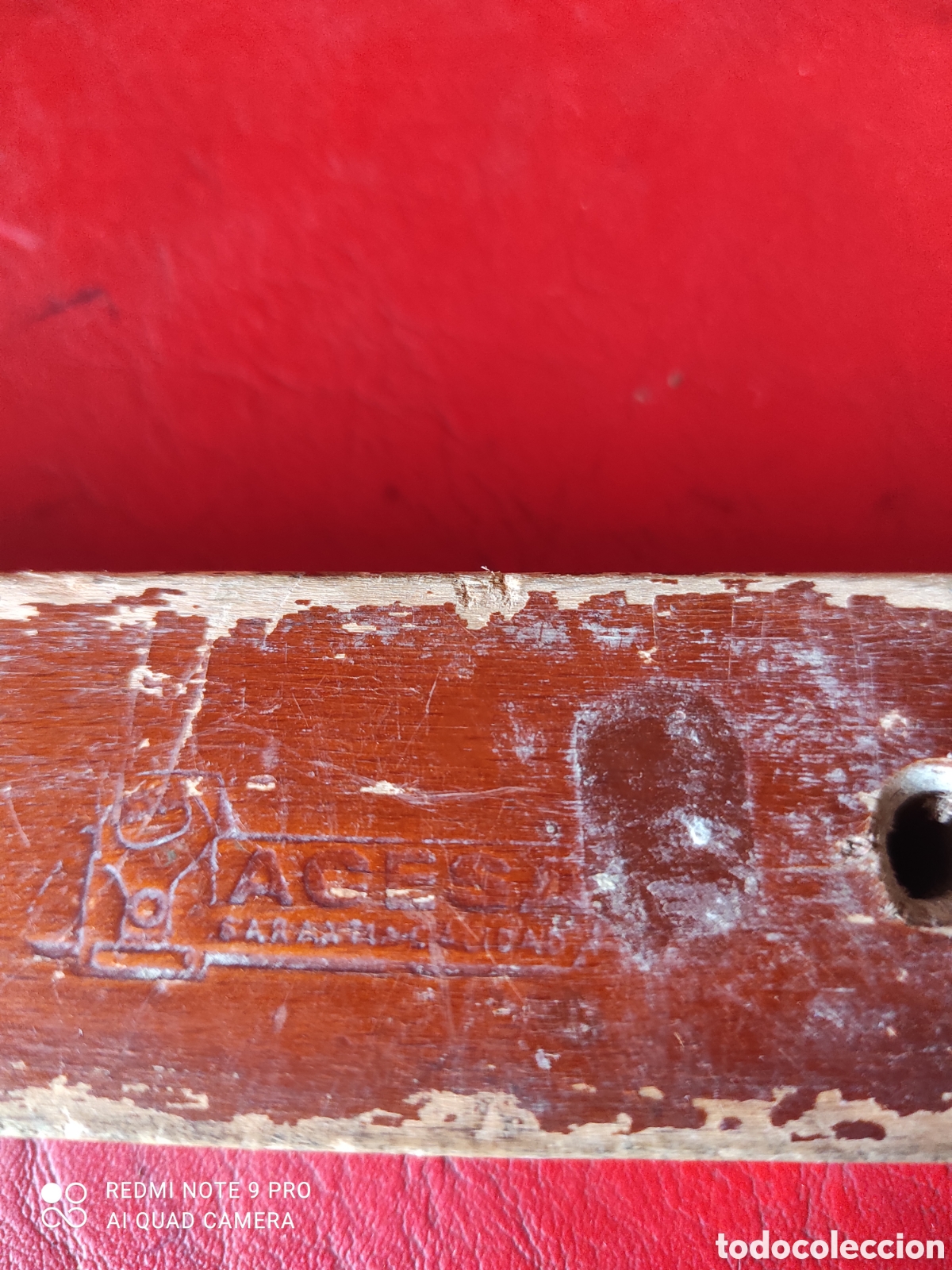 Antig&uuml;edades: Antiguo nivel de madera de la marca ACESA - Foto 3