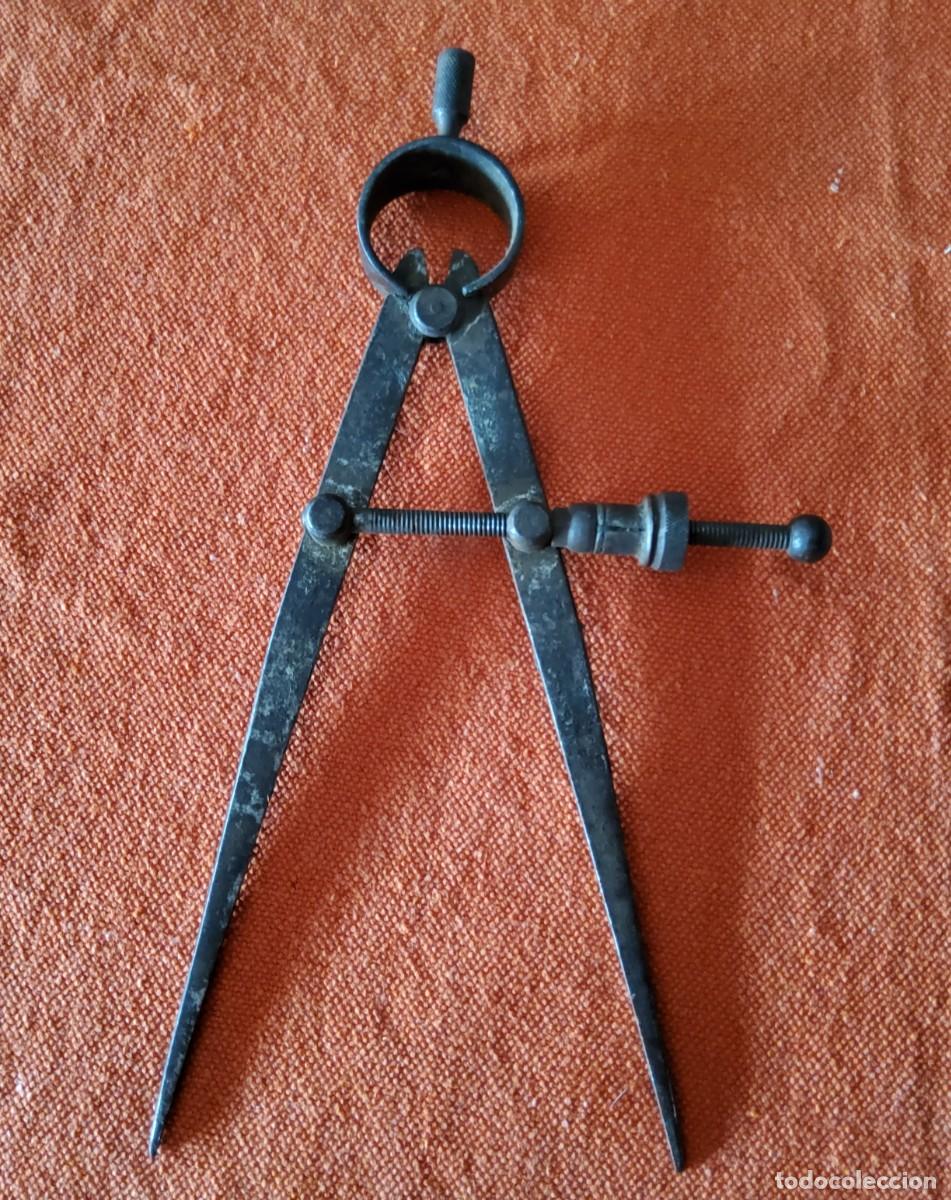 Antig&uuml;edades: CUATRO COMPASES ANTIGUOS DE HIERRO - Foto 5
