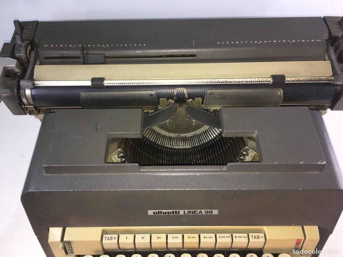 Antig&uuml;edades: MAQUINA DE ESCRIBIR OLIVETTI LINEA 98 - Foto 2