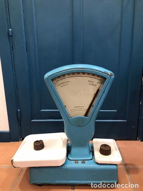 Antig&uuml;edades: B&aacute;scula azul marca Igarra - Foto 6
