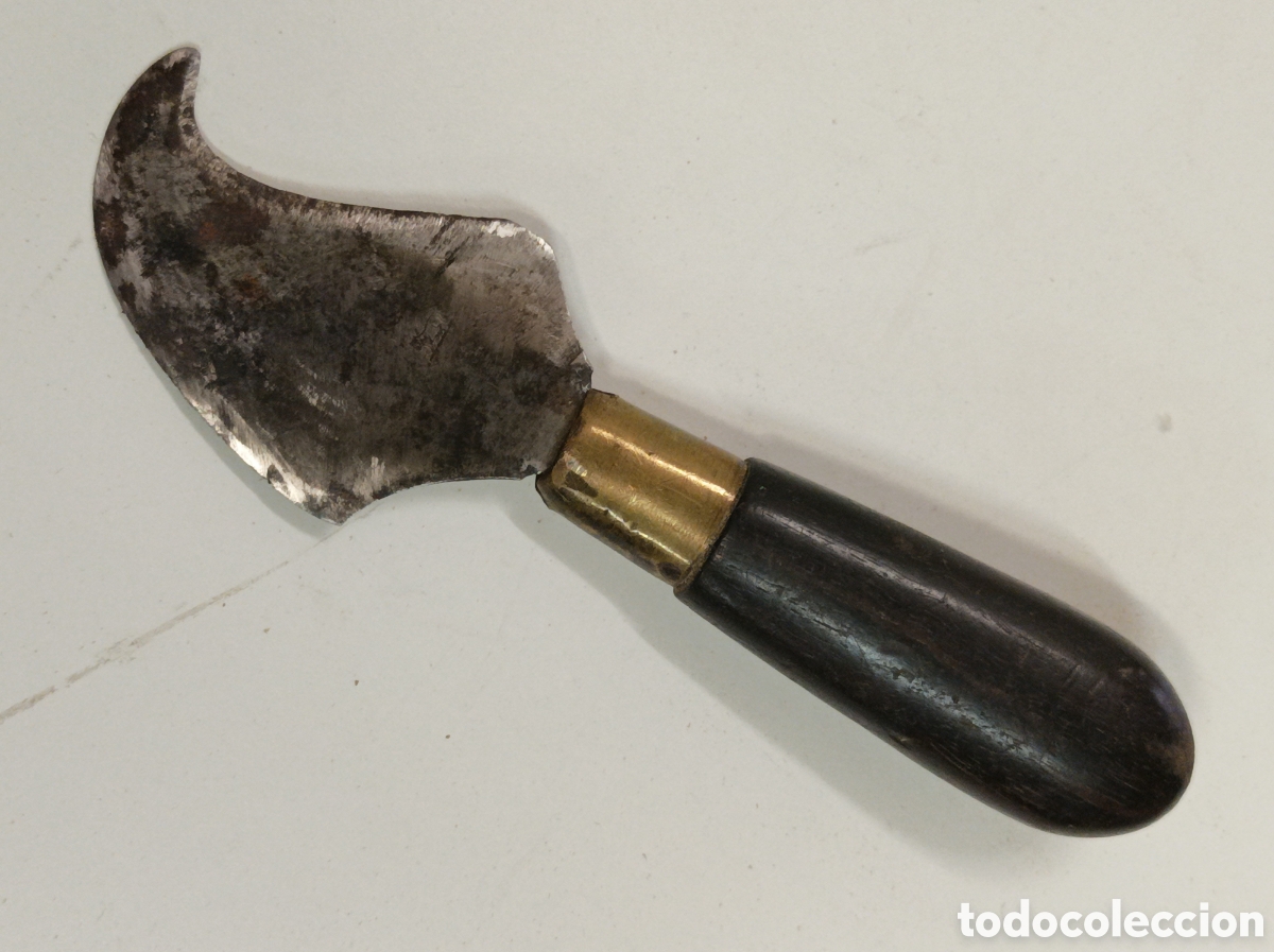 Antig&uuml;edades: Cuchilla guarnicionero cuero - Foto 1