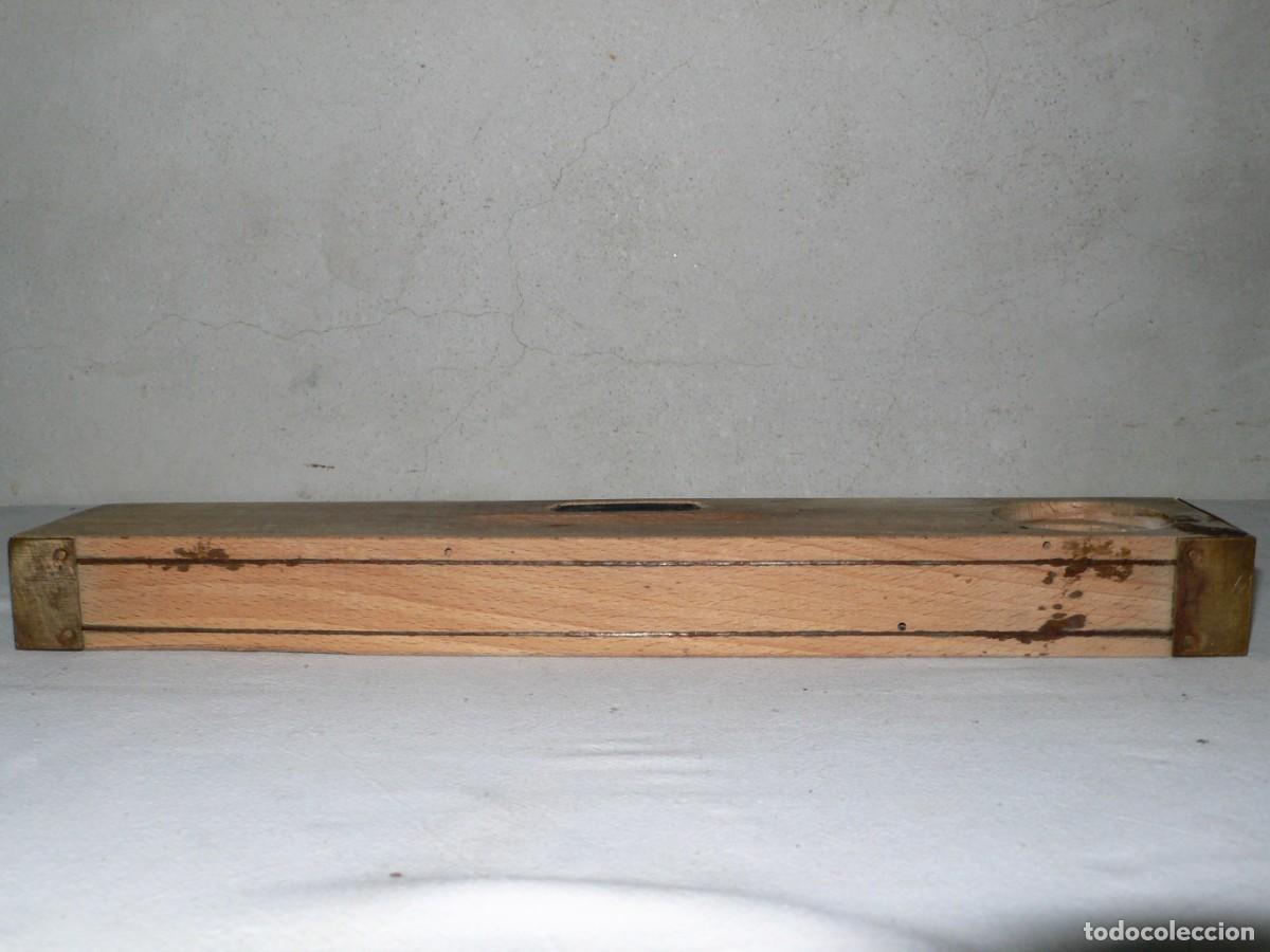 Antig&uuml;edades: ANTIGUO NIVEL DE BURBUJA EN MADERA Y BRONCE - Foto 3
