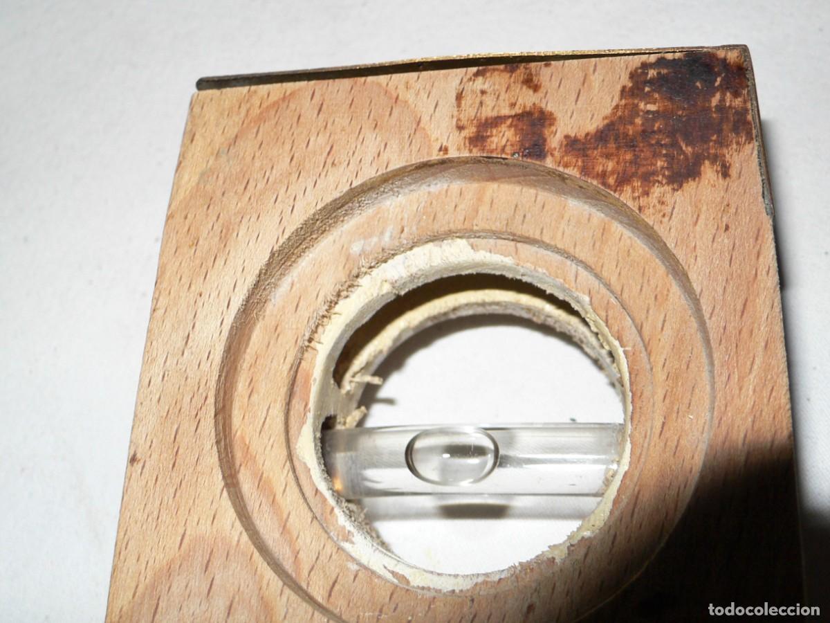 Antig&uuml;edades: ANTIGUO NIVEL DE BURBUJA EN MADERA Y BRONCE - Foto 8