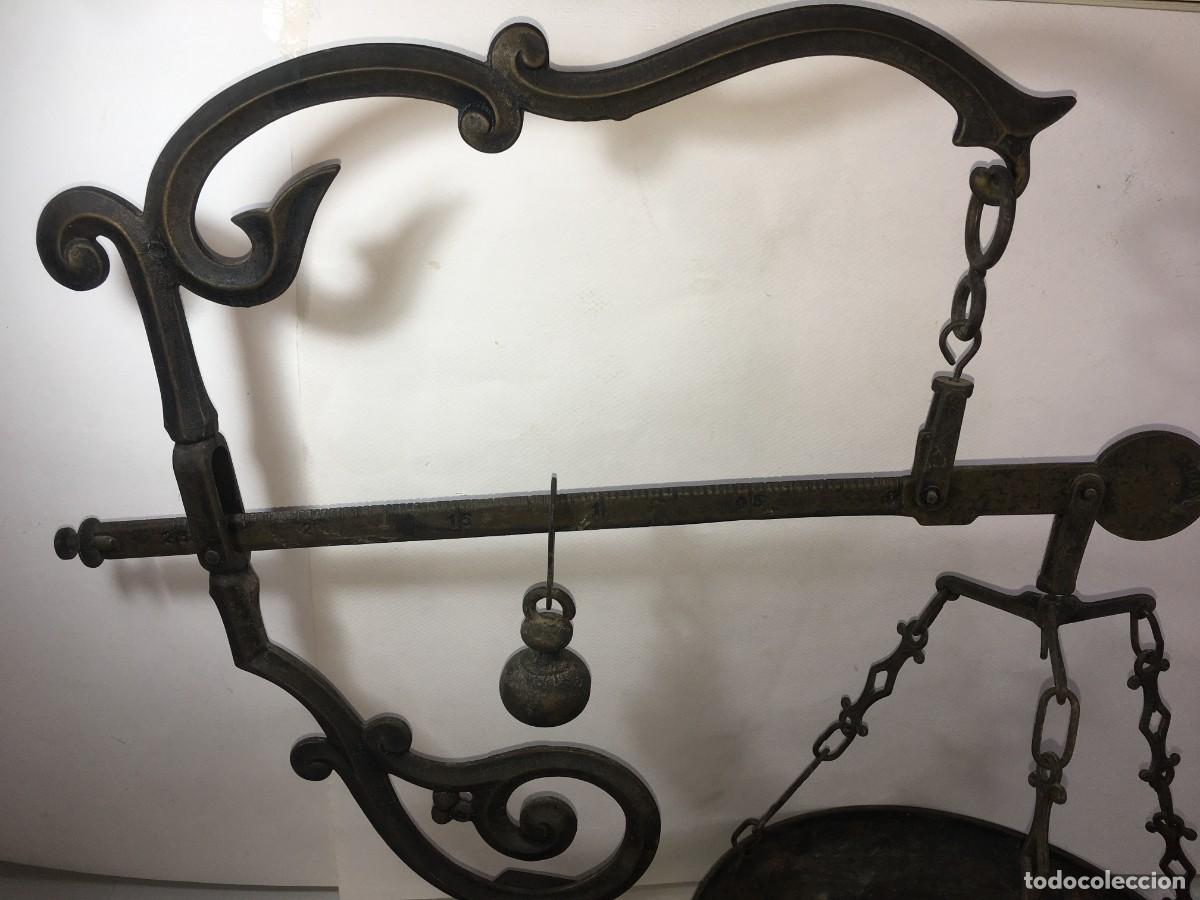 Antig&uuml;edades: ANTIGUA BALANZA DE BRONCE MODERNISTA - Foto 3