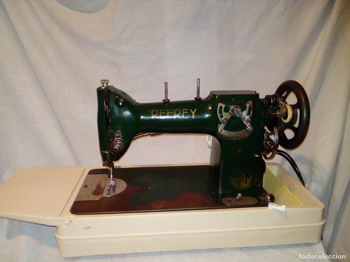 Antig&uuml;edades: maquina de coser REFREY - Foto 3