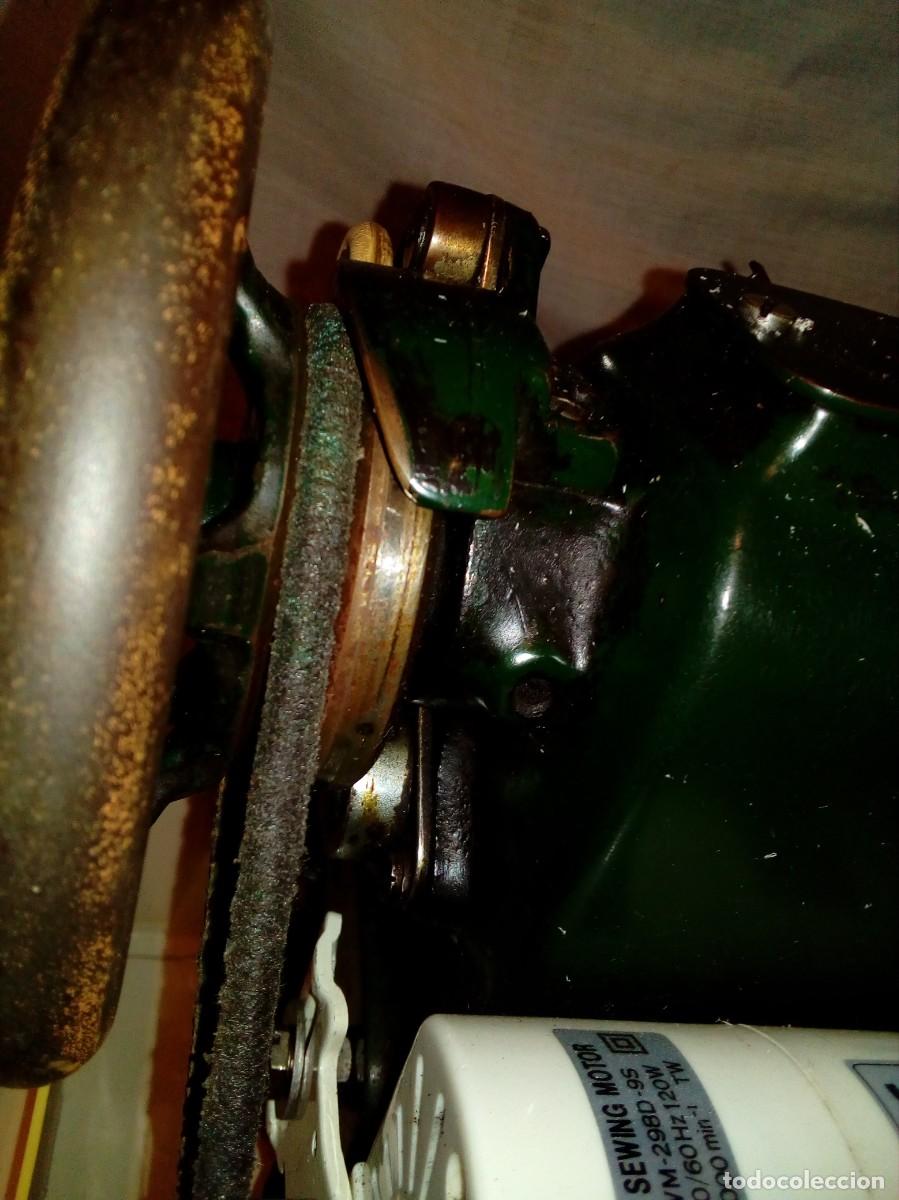 Antig&uuml;edades: maquina de coser REFREY - Foto 10