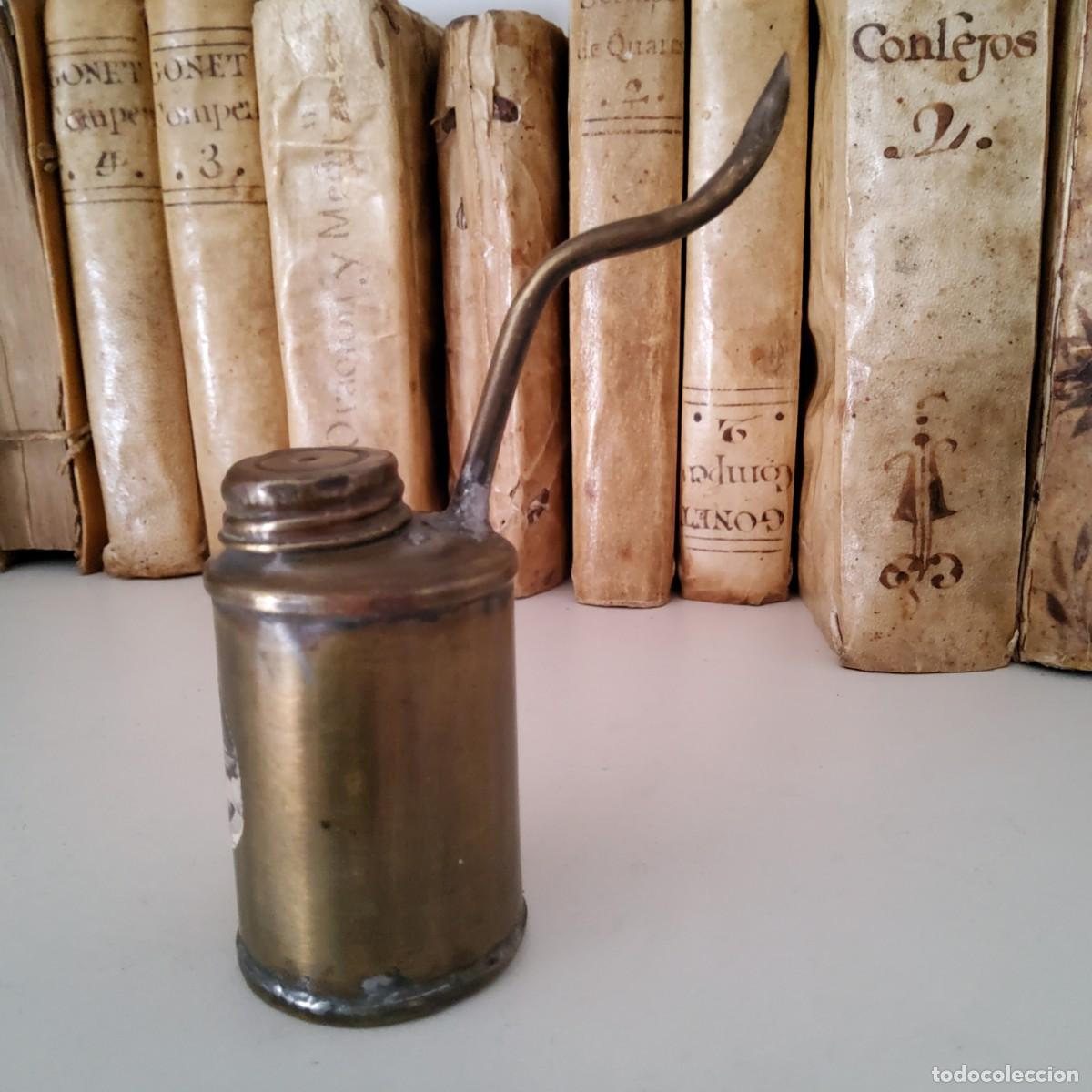Antig&uuml;edades: ANTIGUA ACEITERA DE MAQUINA DE COSER - Foto 3