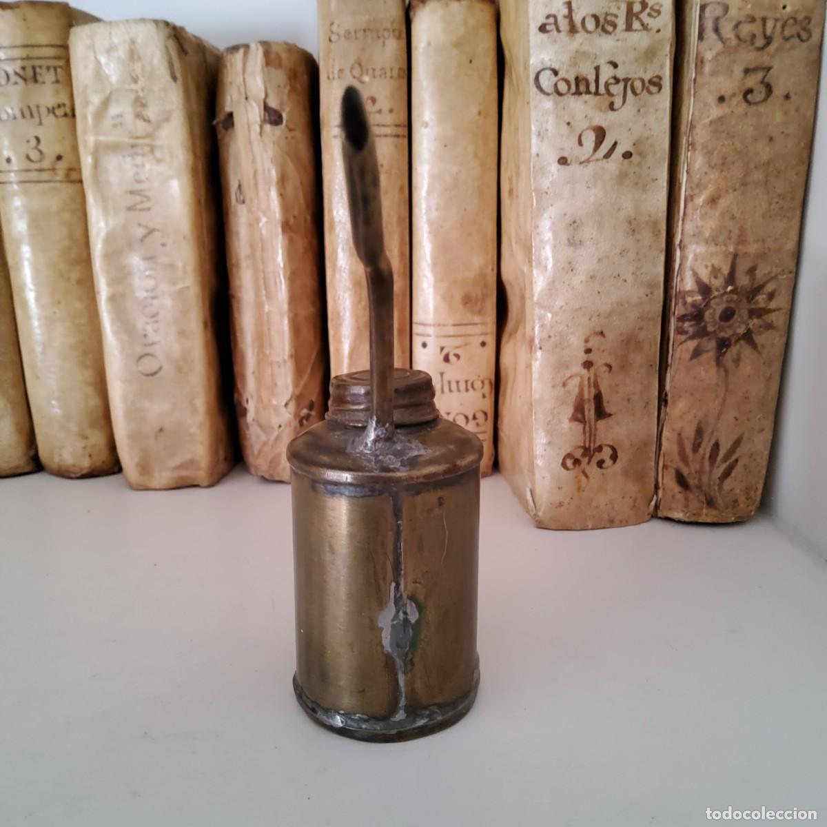Antig&uuml;edades: ANTIGUA ACEITERA DE MAQUINA DE COSER - Foto 4
