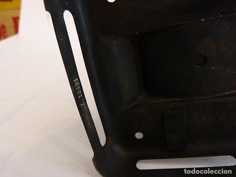 Antig&uuml;edades: Proyector Path&eacute; Kid - Foto 3