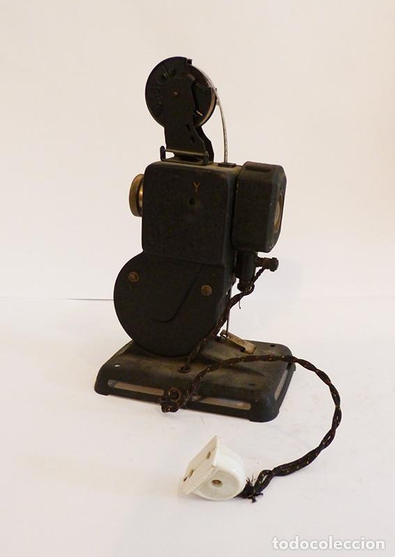 Antig&uuml;edades: Proyector Path&eacute; Kid - Foto 5