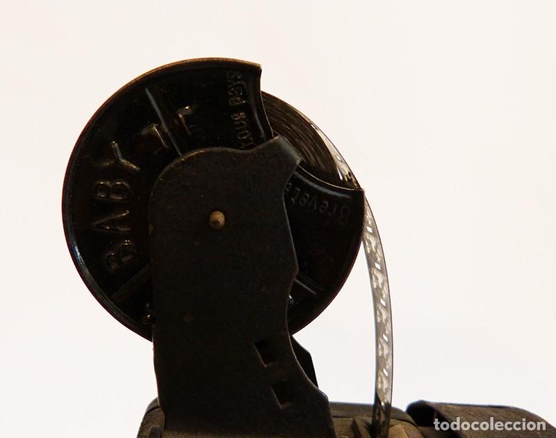 Antig&uuml;edades: Proyector Path&eacute; Kid - Foto 10