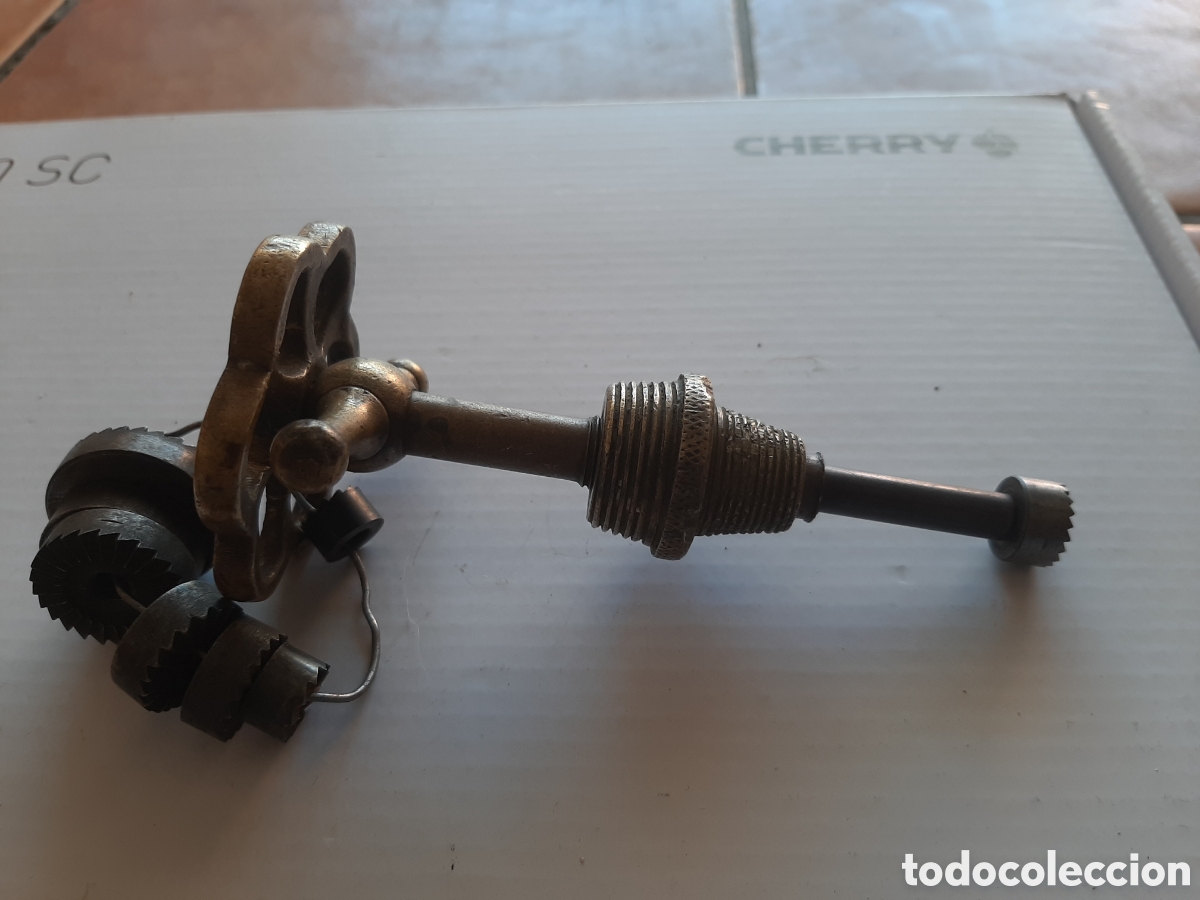Antig&uuml;edades: FRESADORA HERRAMIENTA BRONCE CON 7 CABEZALES. ref AL - Foto 6