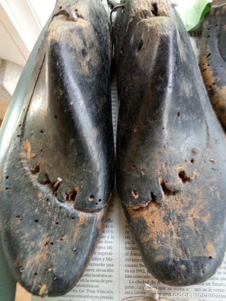 Antig&uuml;edades: Lote de hormas - Foto 4