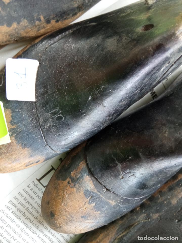 Antig&uuml;edades: Lote de hormas - Foto 6