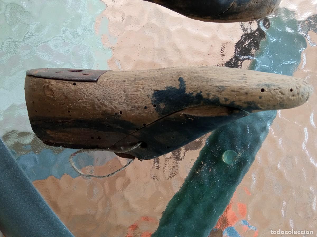 Antig&uuml;edades: Lote de hormas - Foto 13