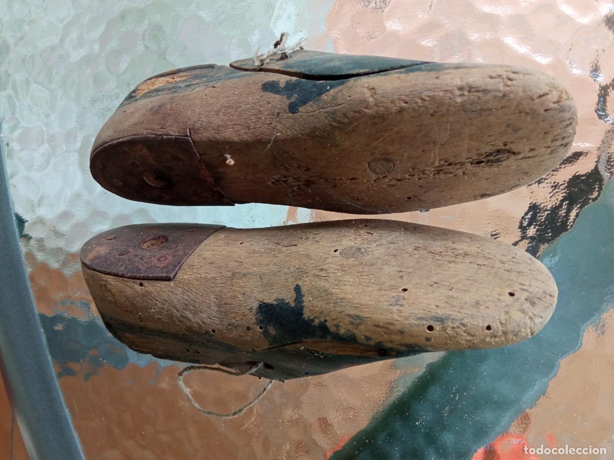 Antig&uuml;edades: Lote de hormas - Foto 14