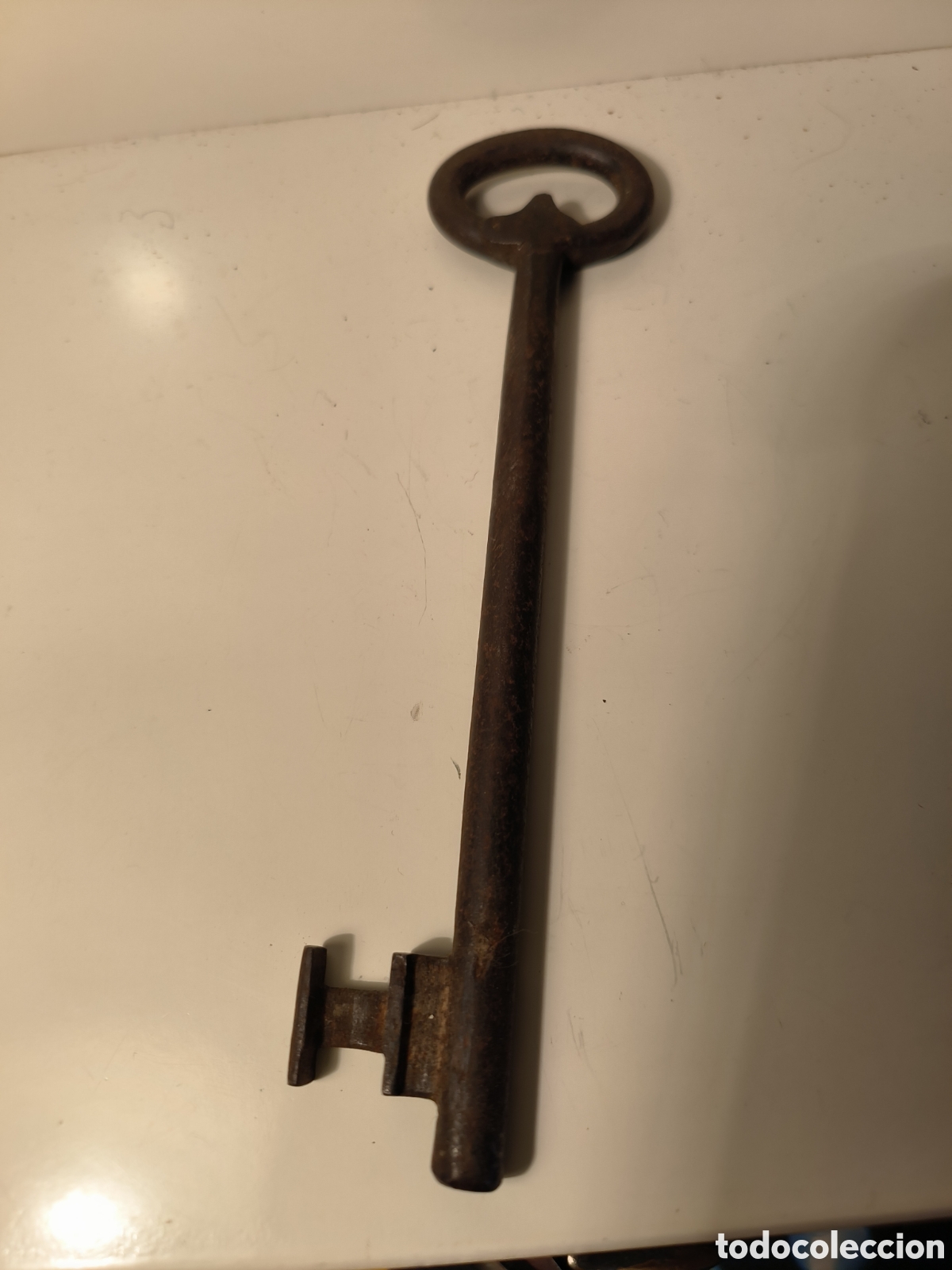 Antig&uuml;edades: Antigua llave - Foto 1