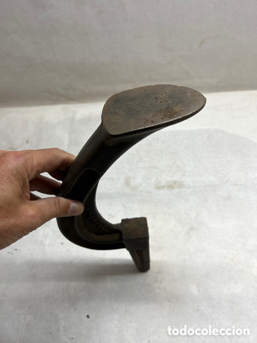 Antig&uuml;edades: Yunque de , zapatero - Foto 3