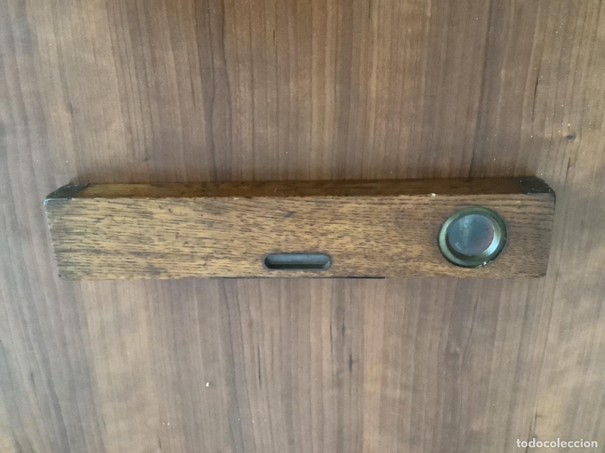 Antig&uuml;edades: NIVEL VINTAGE DE MADERA - Foto 1
