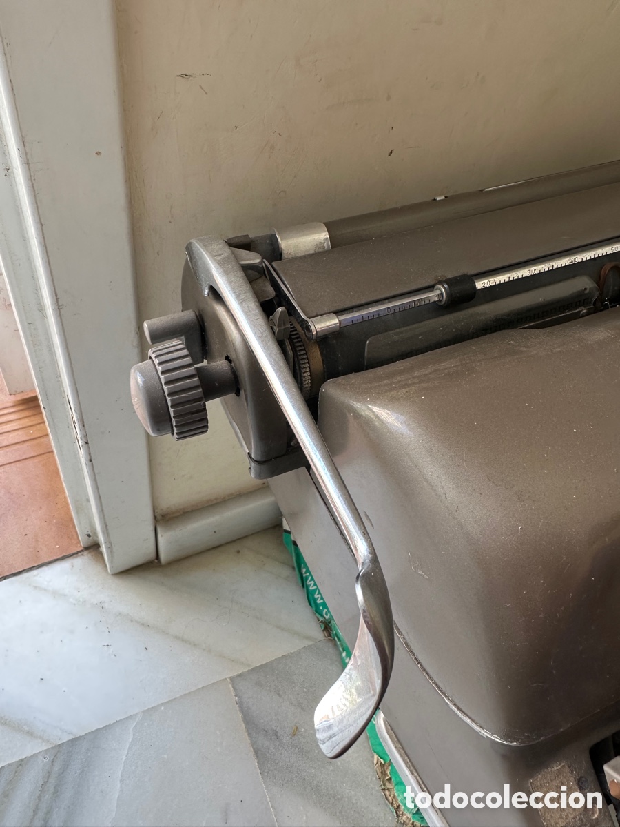 Antig&uuml;edades: M&aacute;quina de escribir adler - Foto 3