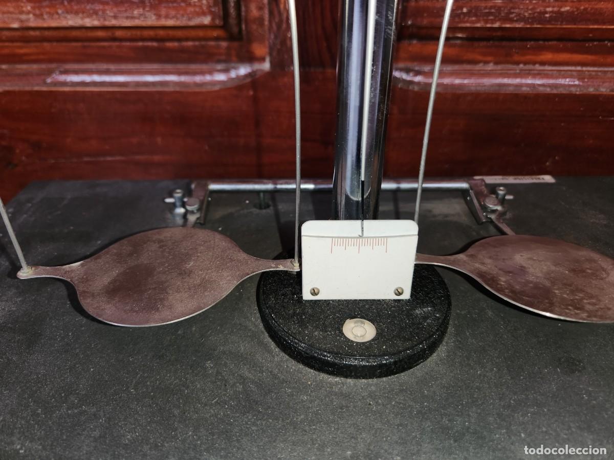 Antig&uuml;edades: B&aacute;scula de precision - Foto 3