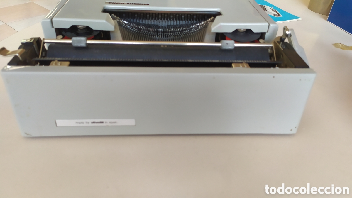 Antig&uuml;edades: M&aacute;quina de escribir Olivetti Dura - Foto 4