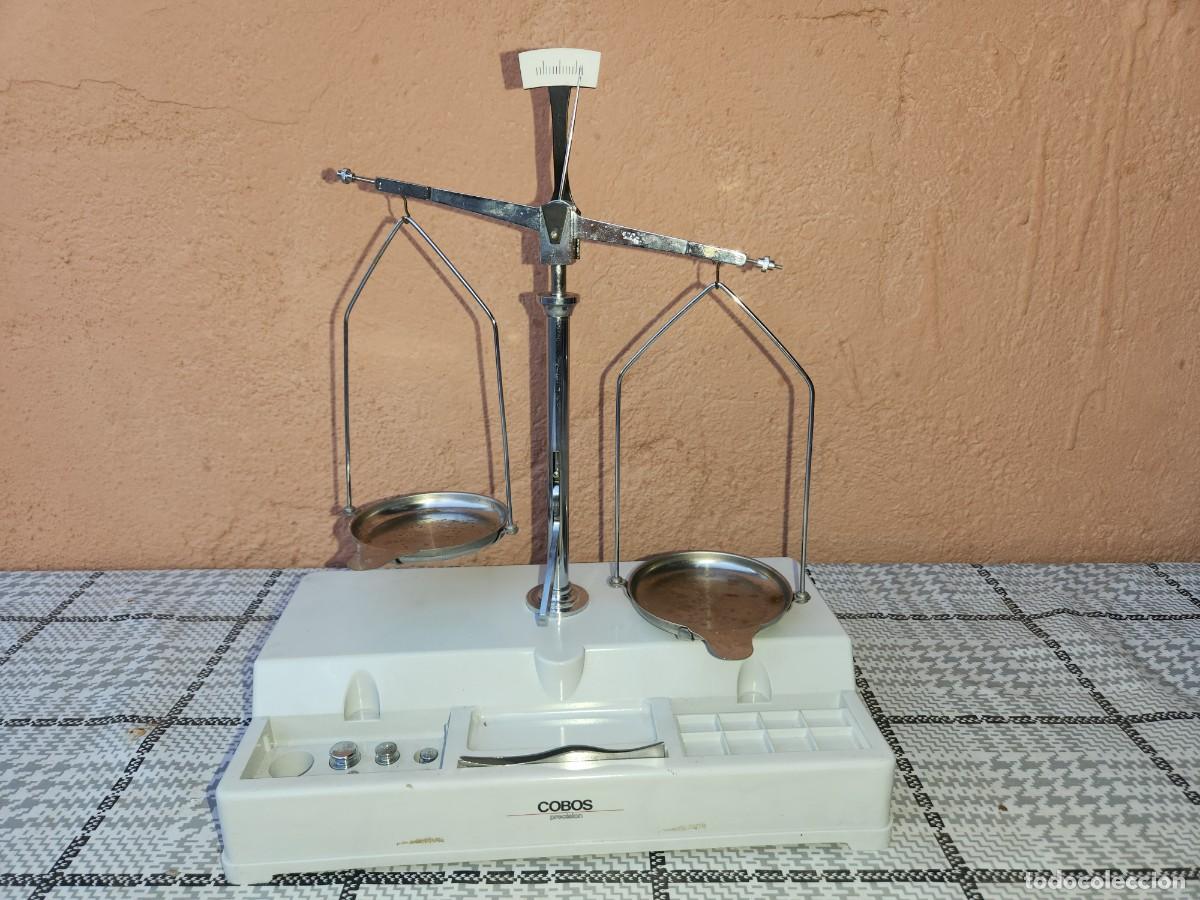 Antig&uuml;edades: Balanza precision cobos - Foto 1