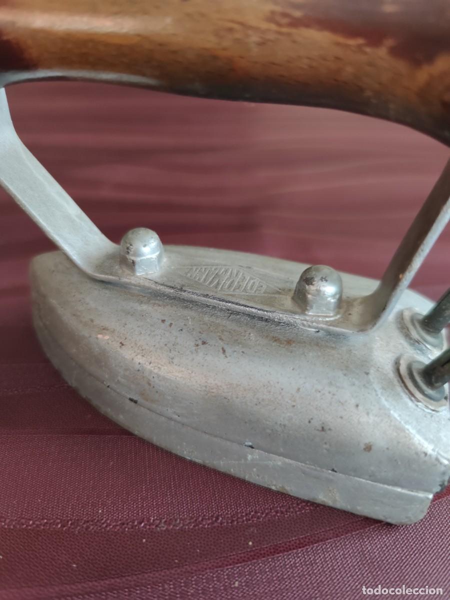 Antig&uuml;edades: Antigua Plancha Marca Edermann, Pesa Un kilo Doscientos. - Foto 6