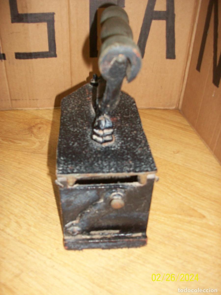 Antig&uuml;edades: PLANCHA A CARBON PIETRA - Foto 5