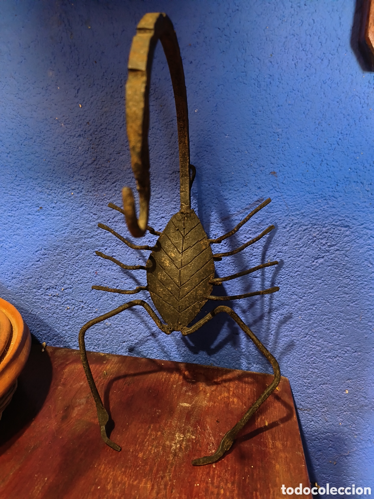 Antig&uuml;edades: Forja, escultura escorpi&oacute;n - Foto 1
