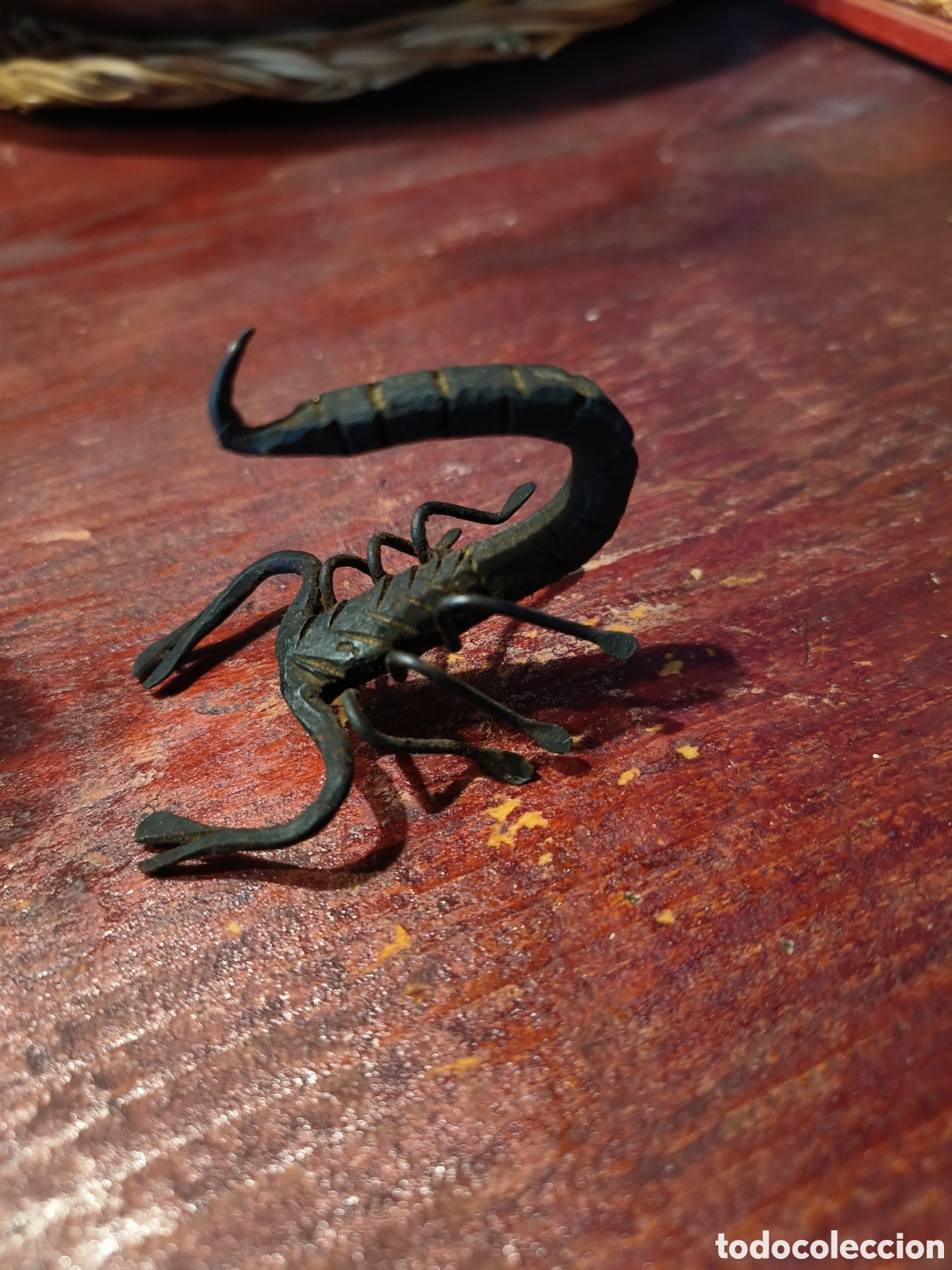 Antig&uuml;edades: Forja Miniatura Escorpi&oacute;n - Foto 1