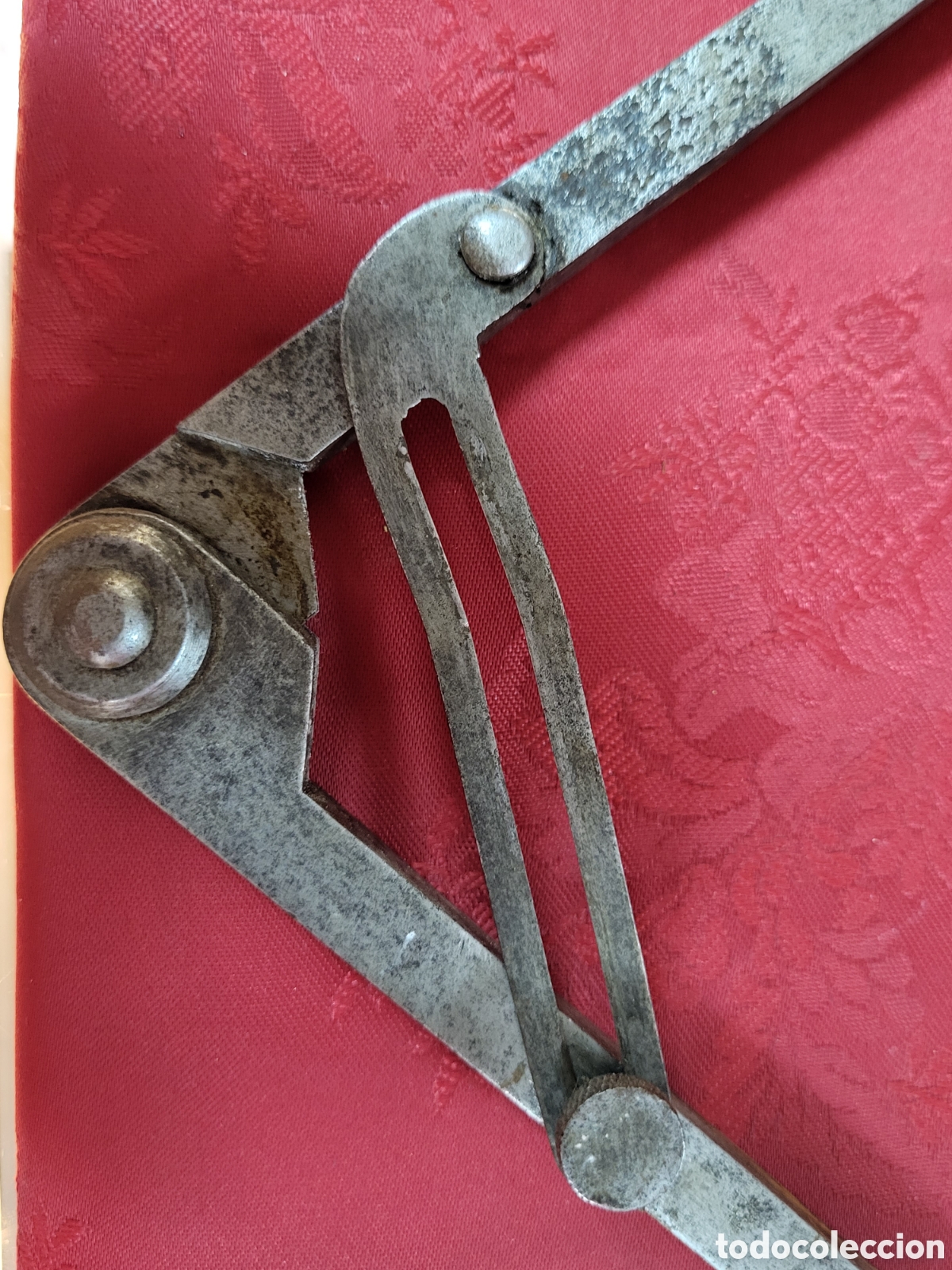 Antig&uuml;edades: COMPAS PROFESIONAL DE BISAGRA DE PUNTAS. 40CM - Foto 6