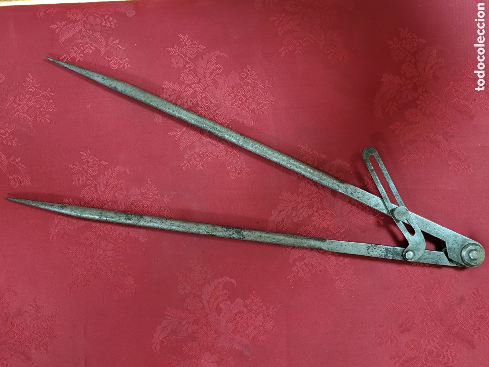 Antig&uuml;edades: COMPAS PROFESIONAL DE BISAGRA DE PUNTAS. 40CM - Foto 1