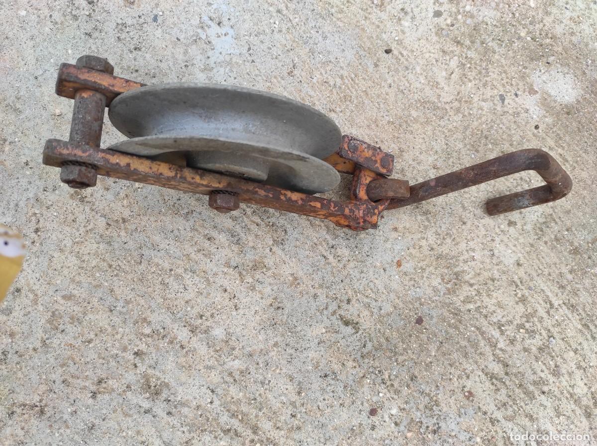 Antig&uuml;edades: Polea con gancho - Foto 2