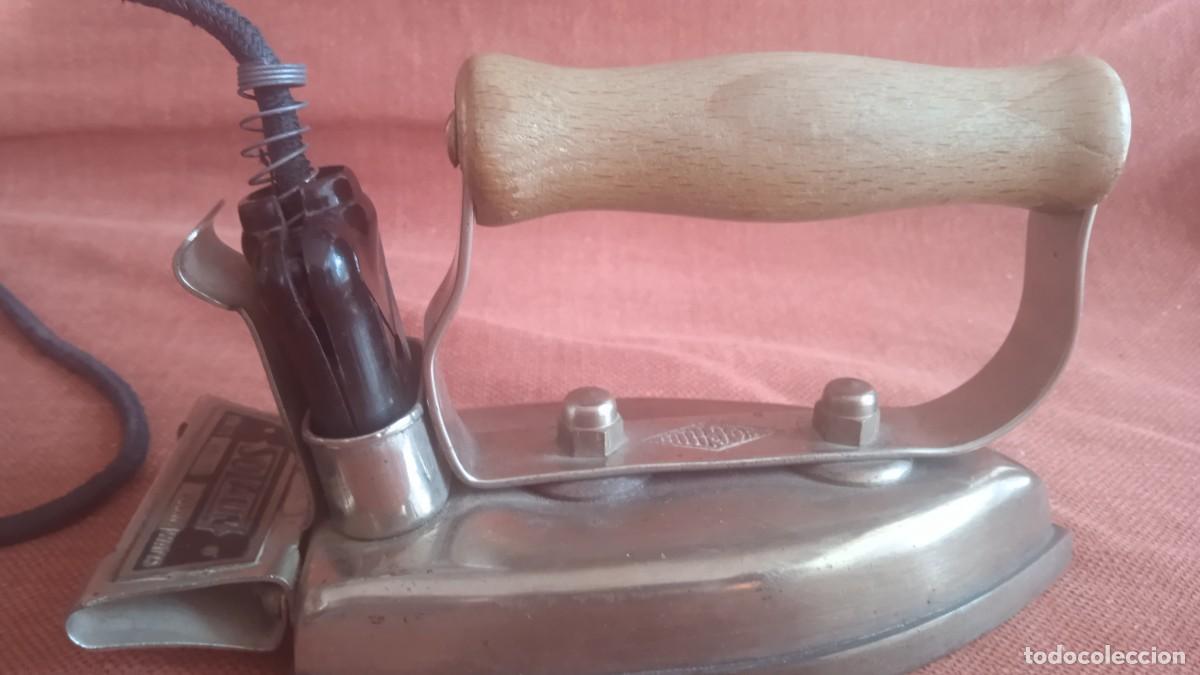 Antig&uuml;edades: PLANCHA EL&Eacute;CTRICA SOLAUN - Foto 5