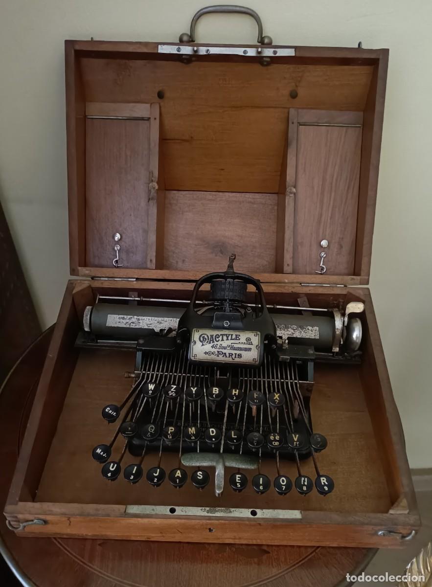 Antig&uuml;edades: DACTYLE MAQUINA DE ESCRIBIR DECADA DE 1.890 - Foto 1